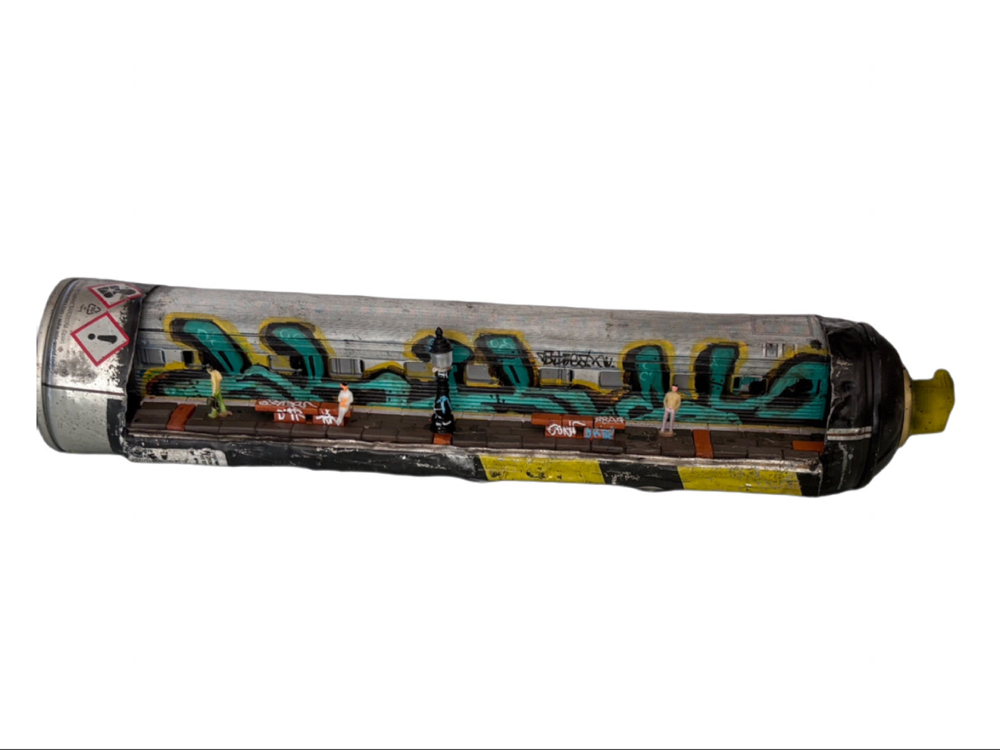 Can Art - Train - Silver Train at Station
